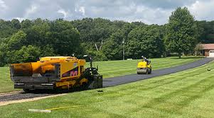 Best Recycled Asphalt Driveway Installation  in Labarque Creek, MO